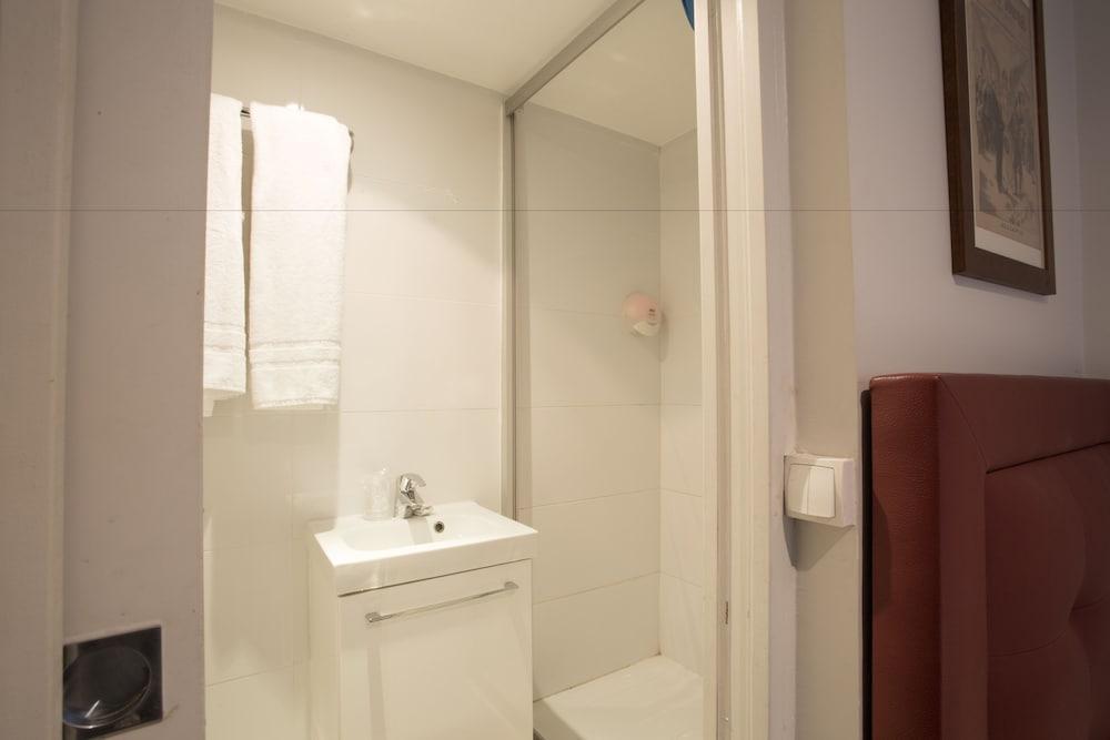 Hotel Savoy パリ エクステリア 写真